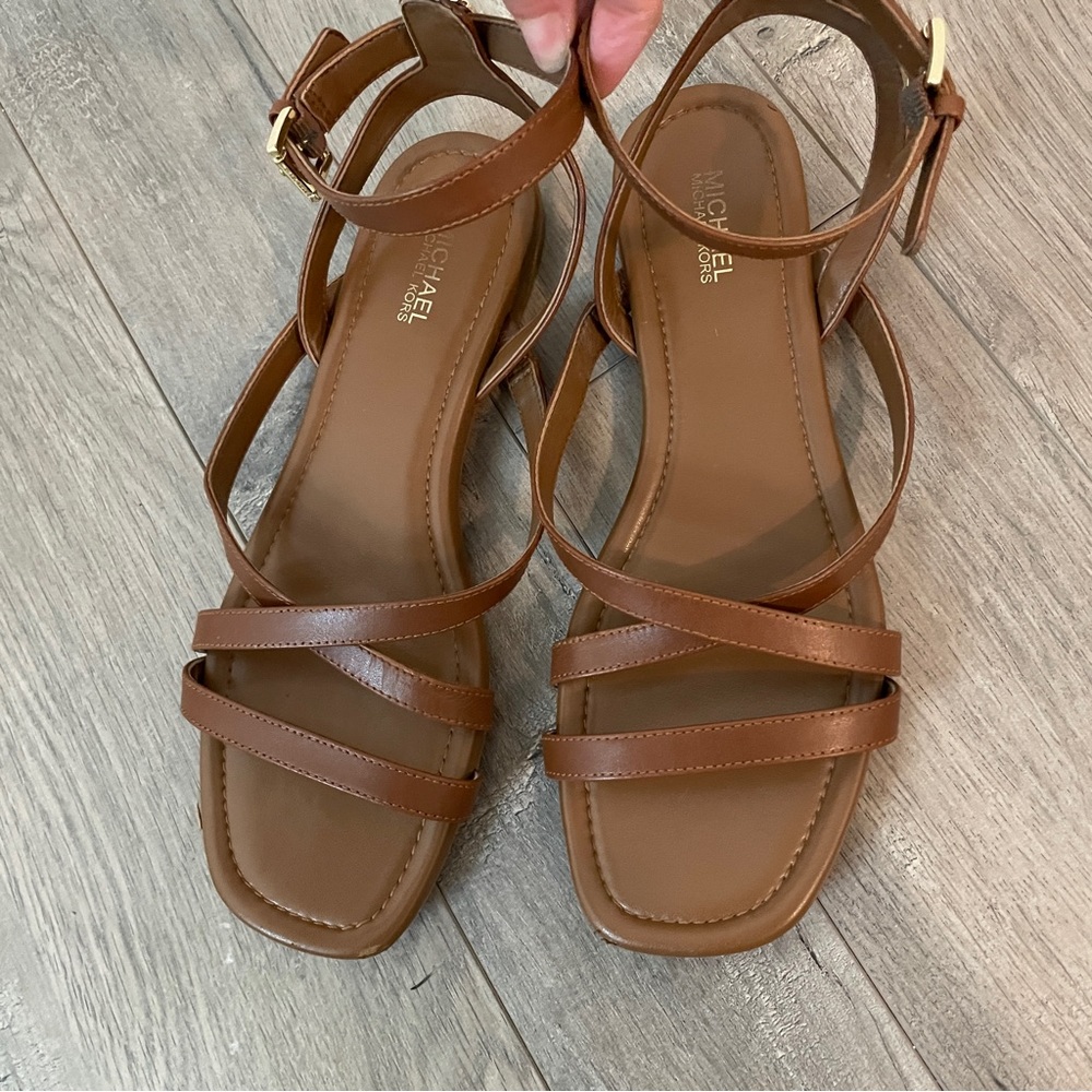 Michael Kors Tan Leather Gladiator Sandals, size 7.5 - Picture 6 of 6